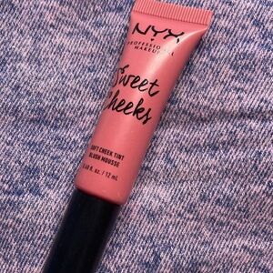 🚨 CLEARANCE NYX Sweet Cheeks Soft Cheek Tint in Baby Doll